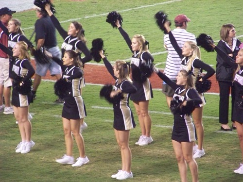 sc-wofford-cheerleaders