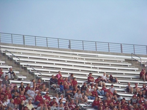sc-wofford-empty-seats