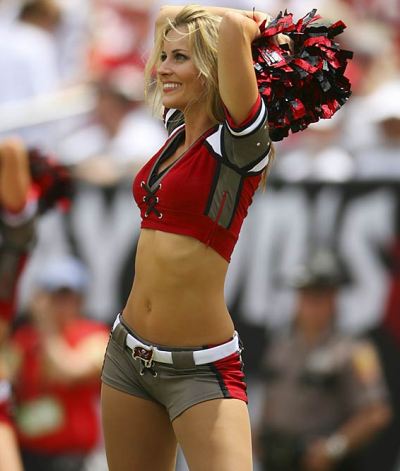 tb-cheerleaders3