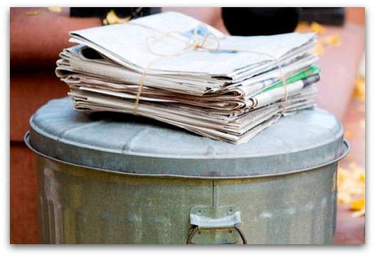 newspaper-sits