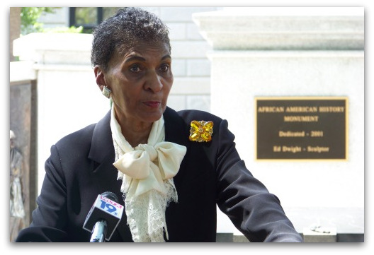 marva-collins marva-collins
