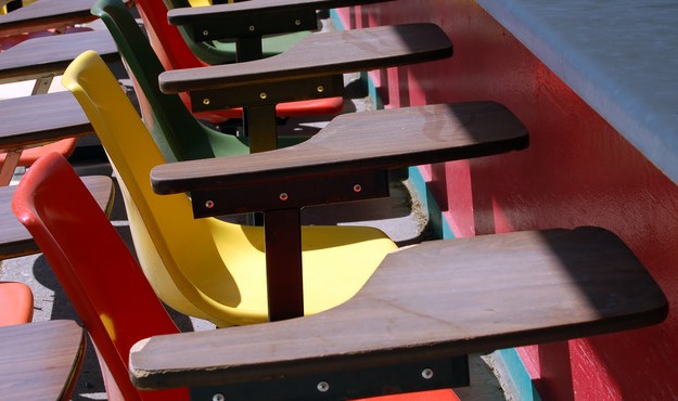 desks-m desks-m