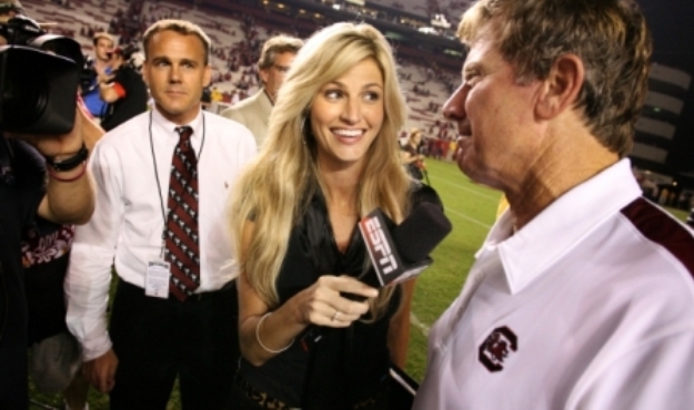 erin andrews is back erin andrews is back