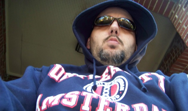 sic willie hoodie