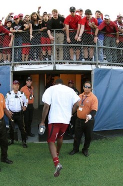 alshon leaving capital one bowl