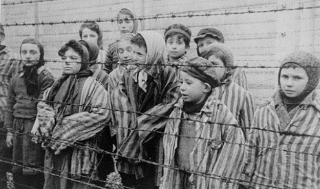Auschwitz 30